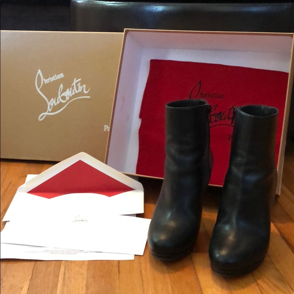 Christian Louboutin Bootylily size 6‼️LIKE NEW‼️